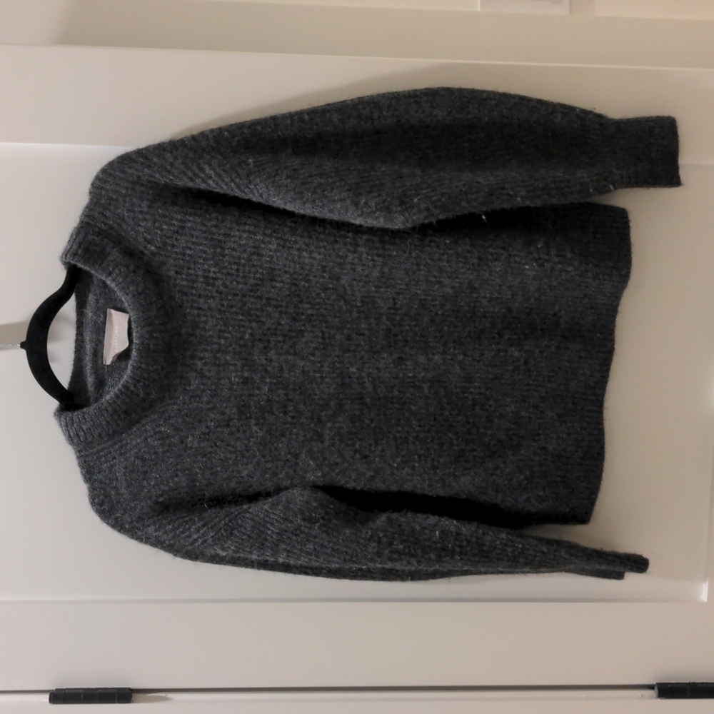 Grey Everlane alpaca crew neck sweater, women's size small